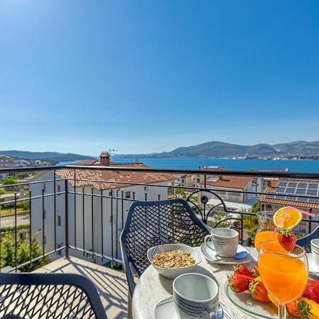 Island Resort Mihaela - Happy Rentals Traù Esterno foto