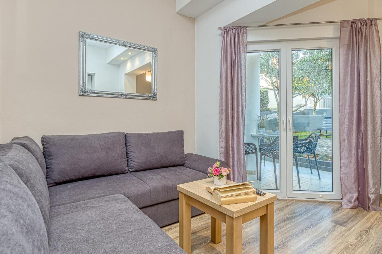 Island Resort Mihaela - Happy Rentals Traù Esterno foto