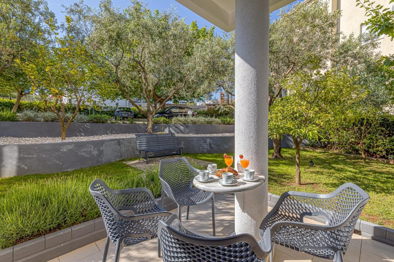 Island Resort Mihaela - Happy Rentals Traù Esterno foto