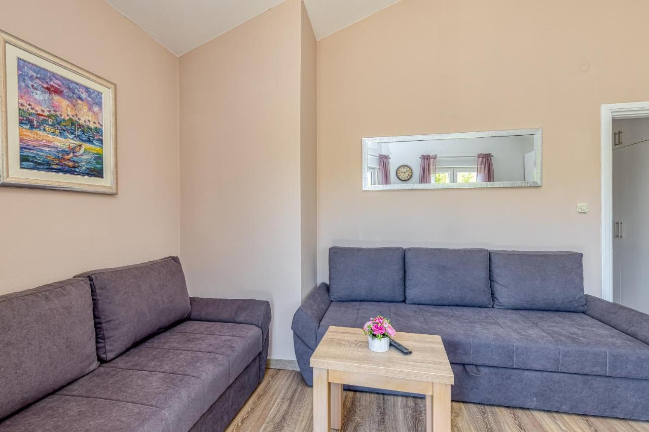 Island Resort Mihaela - Happy Rentals Traù Esterno foto