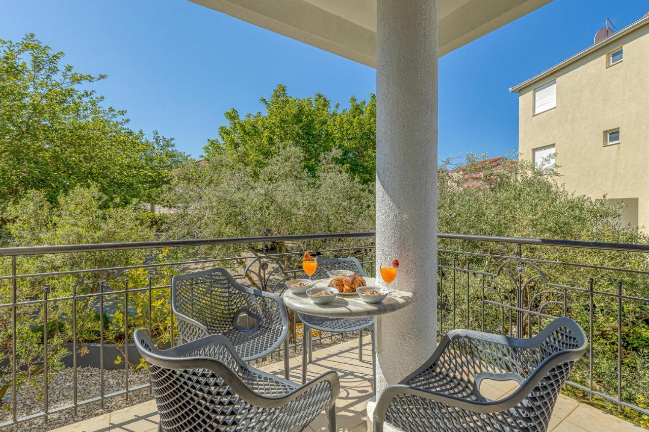 Island Resort Mihaela - Happy Rentals Traù Esterno foto