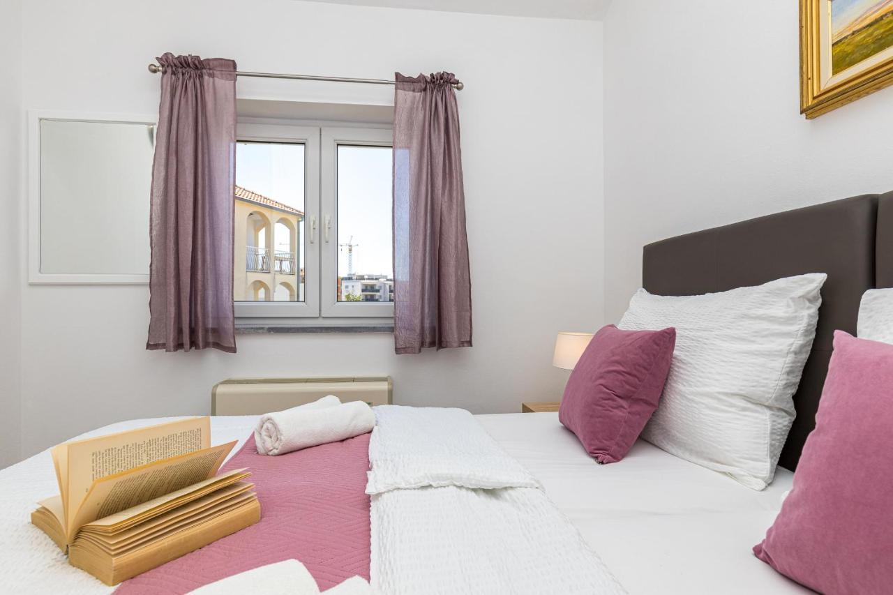 Island Resort Mihaela - Happy Rentals Traù Esterno foto