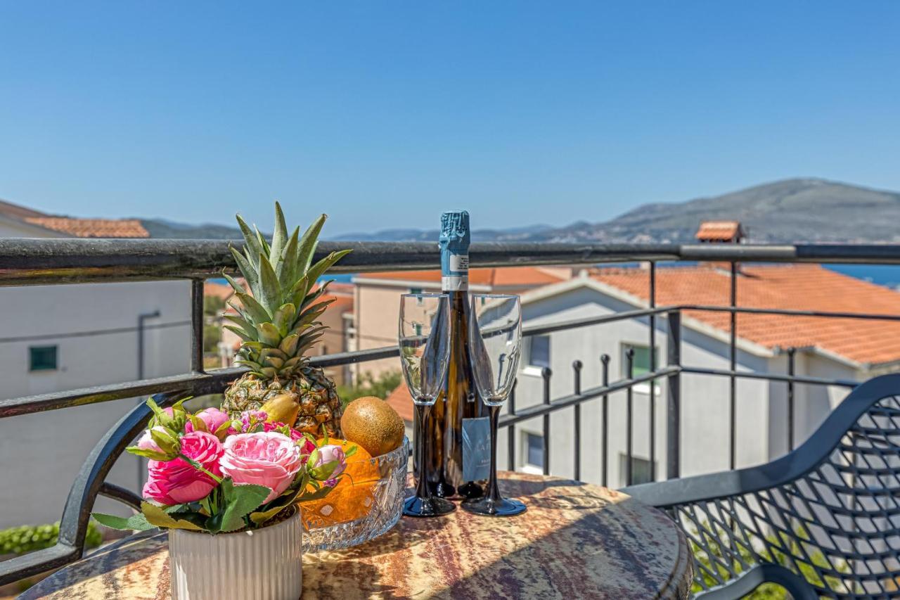Island Resort Mihaela - Happy Rentals Traù Esterno foto